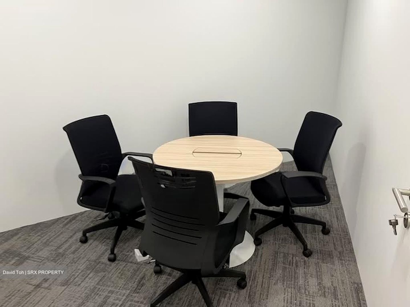 Raffles Place MRT (D1), Office #576577921